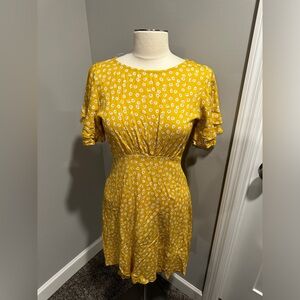 ModCloth - Gilli - yellow dress